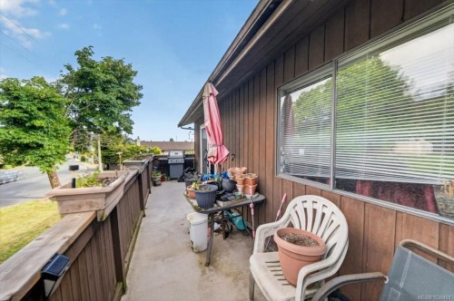 700 Stancombe Rd, Esquimalt, BC - Outdoor With Deck Patio Veranda With Exterior