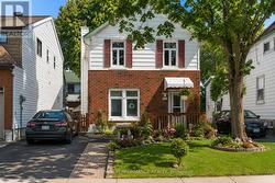 525 KIRKWOOD AVENUE  Ottawa, ON K1Z 5X2