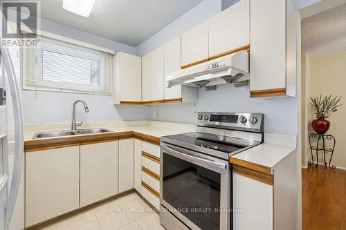 525 Kirkwood Avenue, Ottawa, ON - Indoor Photo Showing Kitchen With Double Sink