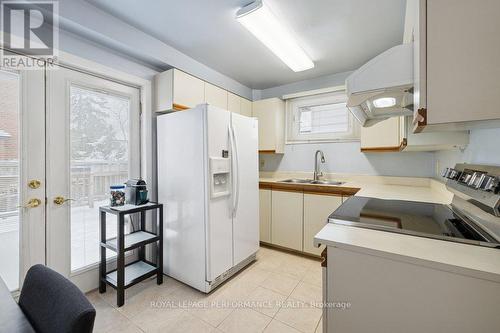525 Kirkwood Avenue, Ottawa, ON - Indoor Photo Showing Kitchen With Double Sink