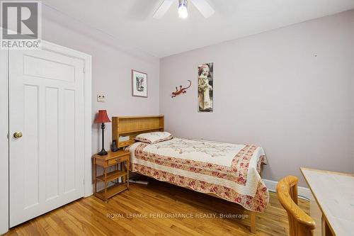 525 Kirkwood Avenue, Ottawa, ON - Indoor Photo Showing Bedroom