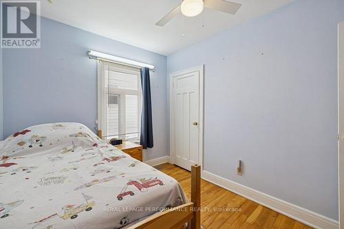 525 Kirkwood Avenue, Ottawa, ON - Indoor Photo Showing Bedroom