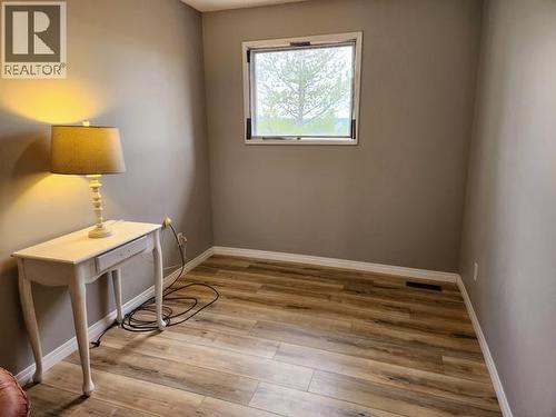116 Kitza Avenue, Faro, YT - Indoor Photo Showing Other Room