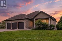 568 PENNYCROSS LANE Ottawa, ON K0A 1L0