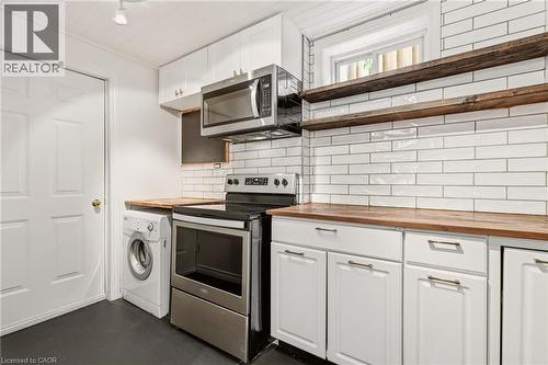329 Plains Road W, Burlington, ON - Indoor Photo Showing Kitchen