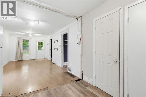 46 East 16Th Street, Hamilton, ON - Indoor Photo Showing Other Room