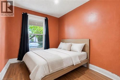 Second bedroom, virtually staged - 46 East 16Th Street, Hamilton, ON - Indoor Photo Showing Bedroom