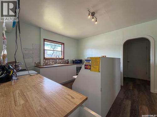 505 Centre Street, Shaunavon, SK - Indoor Photo Showing Other Room