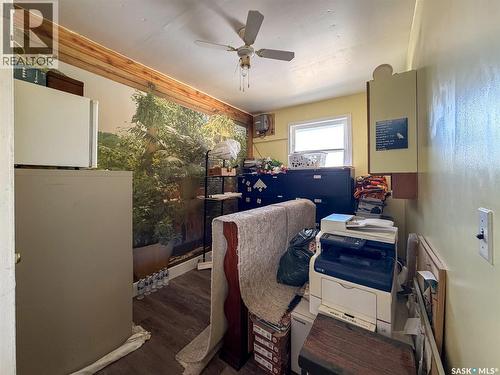 505 Centre Street, Shaunavon, SK - Indoor Photo Showing Other Room