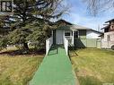 505 Centre Street, Shaunavon, SK  - Outdoor 