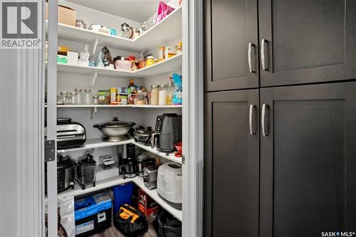 305 2452 Killdeer Drive, North Battleford, SK - Indoor With Storage