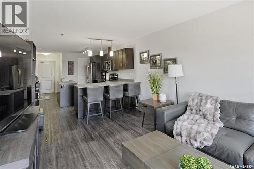 305 2452 Killdeer Drive, North Battleford, SK - Indoor