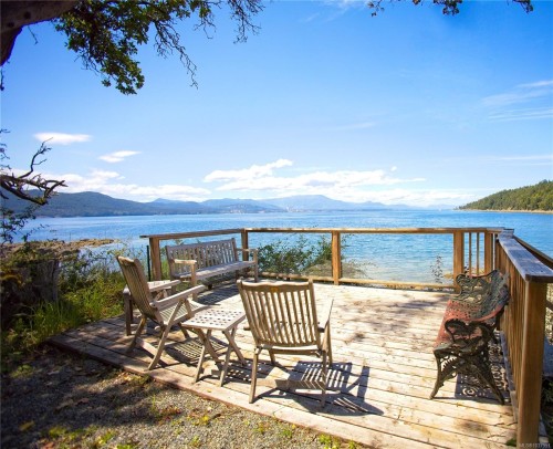 123 Swan Point Rd, Salt Spring, BC 