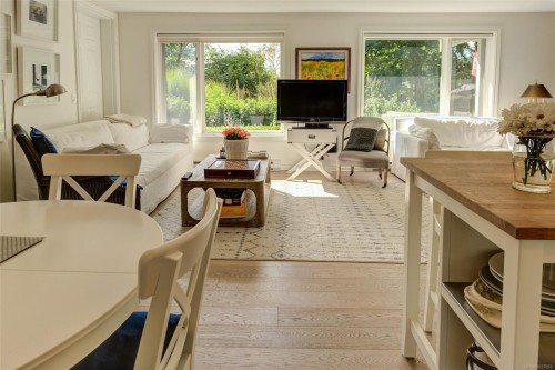 123 Swan Point Rd, Salt Spring, BC 