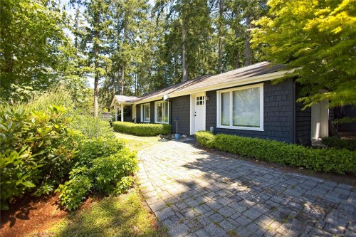 123 Swan Point Rd, Salt Spring, BC 