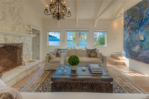 123 Swan Point Rd, Salt Spring, BC 