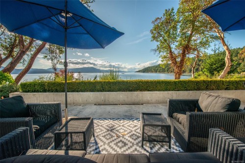 123 Swan Point Rd, Salt Spring, BC 