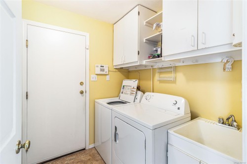 #103-240 Stanford Ave East, Parksville, BC 