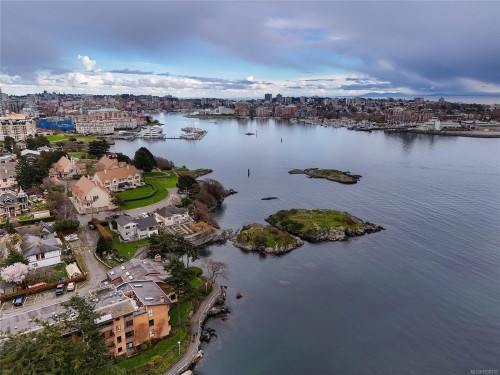 #1101-327 Maitland St, Victoria, BC - Outdoor With Body Of Water With View