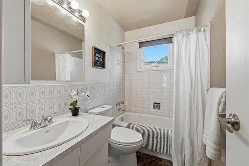 239 Springfield Rd, Winnipeg, MB 