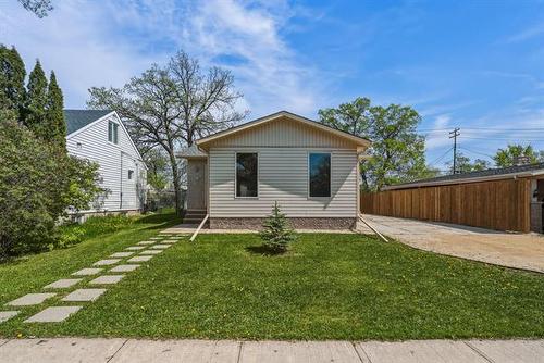 239 Springfield Rd, Winnipeg, MB 