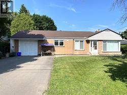 59 ELIZABETH CRESCENT S Whitby, ON L1N 3R8