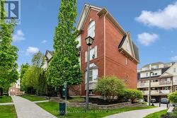 4 - 774 NEIGHBOURHOOD CIRCLE  Mississauga, ON L5B 0B6
