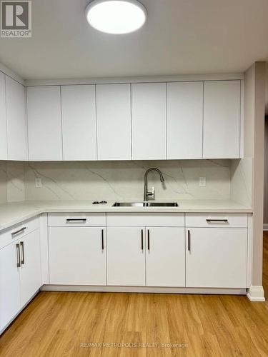 106 - 1445 Wilson Avenue, Toronto, ON - Indoor Photo Showing Kitchen