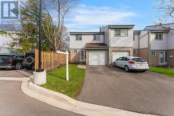6 - 121 FALCONER DRIVE  Mississauga, ON L5N 2K8