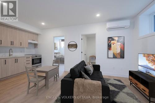SDU - Virtually Staged - 75A Granton Avenue, Ottawa, ON - Indoor