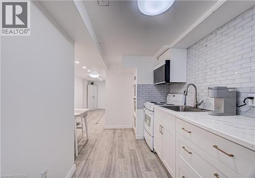 152 Clark Avenue, Kitchener, ON - Indoor Photo Showing Kitchen