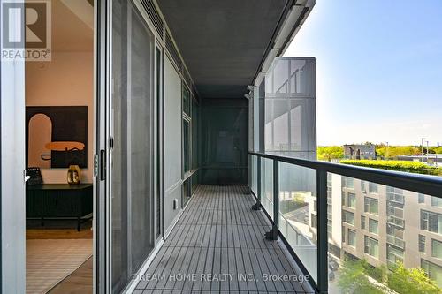 802 - 25 Adra Grado Way, Toronto, ON - Outdoor With Exterior