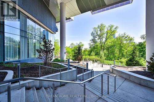 802 - 25 Adra Grado Way, Toronto, ON - Outdoor With Exterior