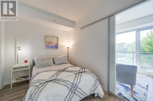 511 - 1 Falaise Road, Toronto, ON - Indoor Photo Showing Bedroom
