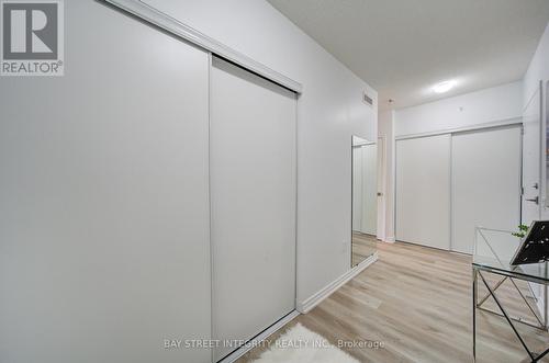 511 - 1 Falaise Road, Toronto, ON - Indoor Photo Showing Other Room