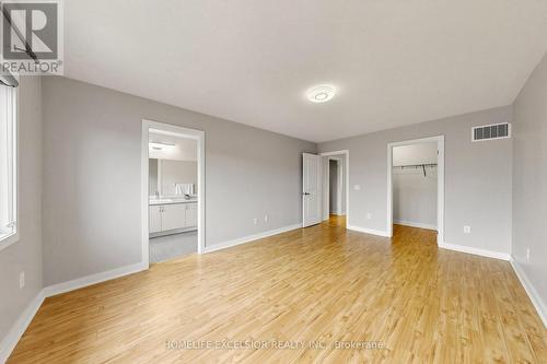 104 Dariole Drive, Richmond Hill, ON - Indoor Photo Showing Other Room