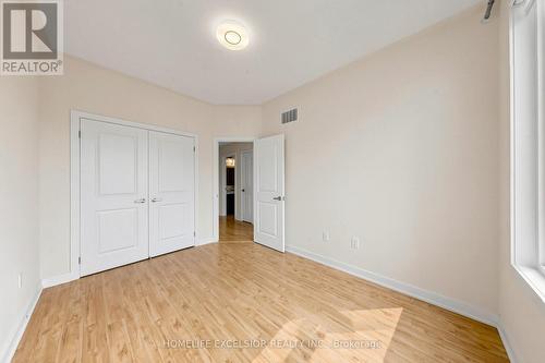 104 Dariole Drive, Richmond Hill, ON - Indoor Photo Showing Other Room