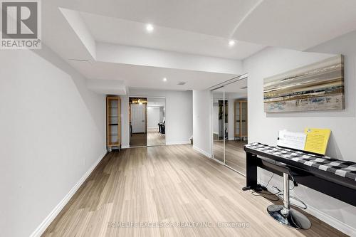 104 Dariole Drive, Richmond Hill, ON - Indoor Photo Showing Other Room