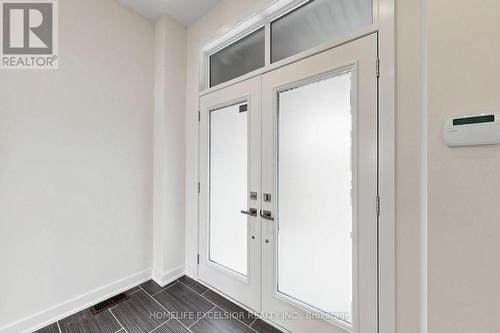 104 Dariole Drive, Richmond Hill, ON - Indoor Photo Showing Other Room