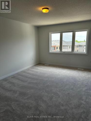 141 Fenchurch Manor, Barrie, ON - Indoor Photo Showing Other Room