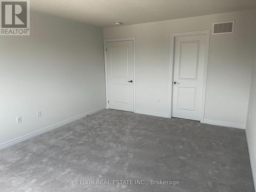 141 Fenchurch Manor, Barrie, ON - Indoor Photo Showing Other Room
