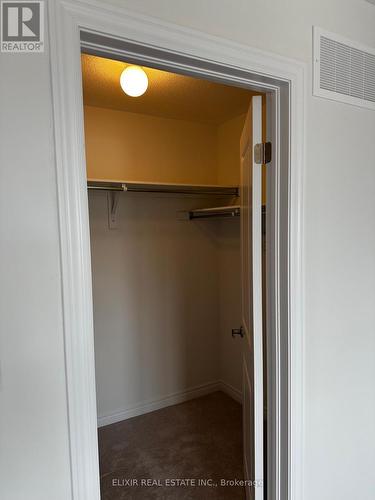141 Fenchurch Manor, Barrie, ON - Indoor
