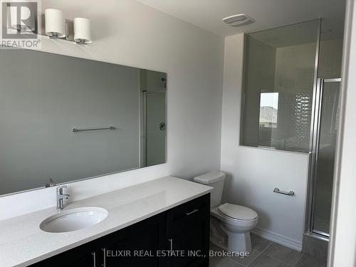 141 Fenchurch Manor, Barrie, ON - Indoor Photo Showing Bathroom