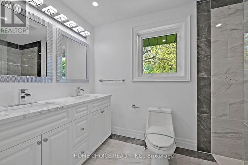 43 Golfwood Heights E, Toronto, ON - Indoor Photo Showing Bathroom
