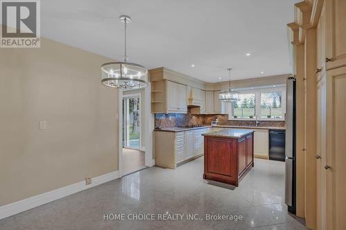 43 Golfwood Heights E, Toronto, ON - Indoor