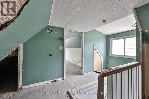 21 Chestnut Avenue, Hamilton, ON - Indoor Photo Showing Other Room