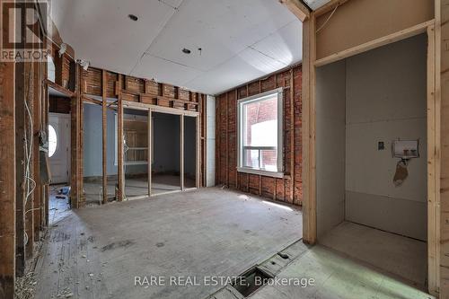 21 Chestnut Avenue, Hamilton, ON - Indoor Photo Showing Other Room