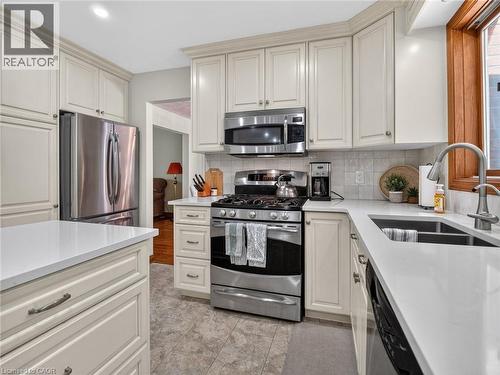 42965 Highway 3, Wainfleet, ON - Indoor Photo Showing Kitchen With Double Sink