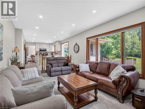 42965 Highway 3, Wainfleet, ON - Indoor Photo Showing Living Room