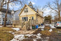 REAR UNIT - 66 CLIFTONVALE AVENUE London South (South E), ON N6J 1J8